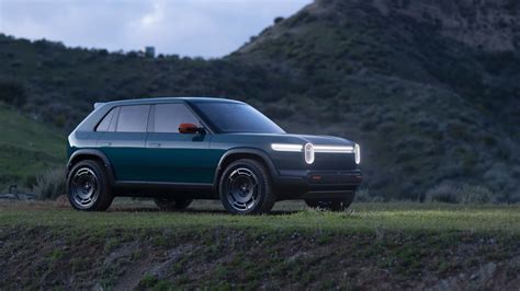 Rivian R3X: Say Hello To The Off-Road Focused R3