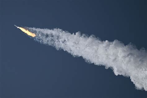 SpaceX's Starship Fails Upward in Milestone Test | Scientific American