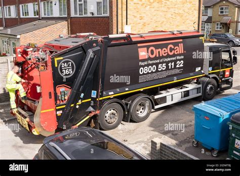 Bin Lorry Collection High Resolution Stock Photography and Images - Alamy