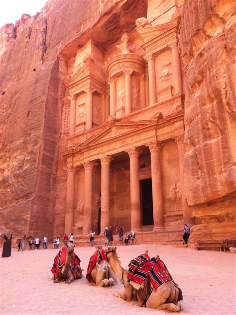 Petra Historical Facts and Pictures | The History Hub