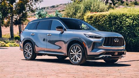 2022 Infiniti QX60 First Look Review: A Boring Three-Row SUV No More