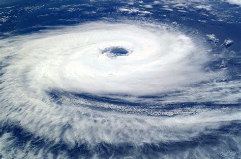 The Science Behind Hurricane Eye Formation | Science Times