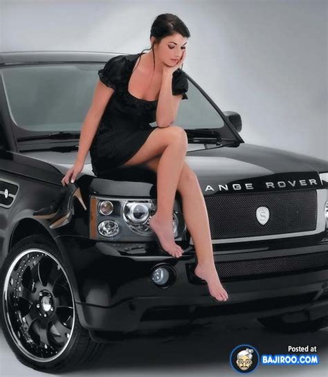 25 Pictures Of Female Models Posing With Cars | Model poses, Jeep ...