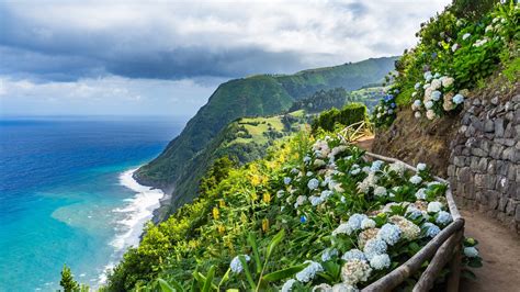 An Island-by-Island Guide to Portugal's Azores | Condé Nast Traveler