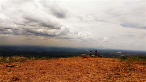 Solo Hike to Mt. Balagbag, Rizal, Philippines