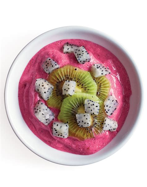 Dragon Fruit Smoothie Bowl Recipe