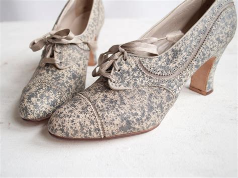 vintage wedding shoes boots | OneWed.com