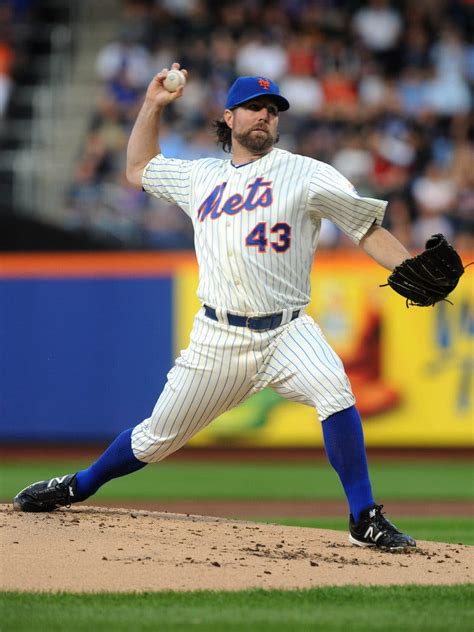 Knuckleball Pitcher R. A. Dickey Stands Alone - The New York Times