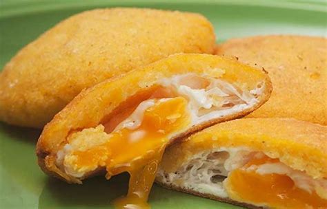 Arepa de huevo - Amasijos - Recetas Colombianas | Receta | Arepa de ...