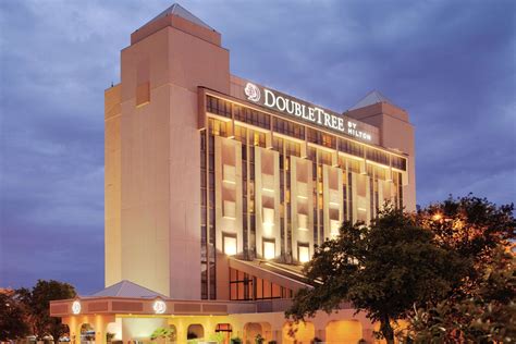 DOUBLETREE BY HILTON HOTEL DALLAS - RICHARDSON