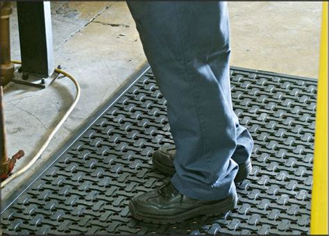 Industrial Mats - Floormat.com