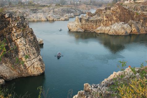 A Small Case Across India: Bhedaghat – Rivers, Waterfalls….”and they ...