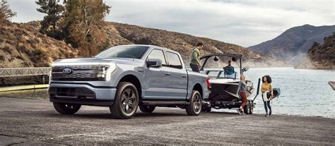 2023 Ford F-150® Lightning® Truck | Pricing, Photos, Specs & More | Ford.ca