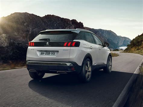 New 2021 Peugeot 3008 revealed: price, specs and release date | carwow