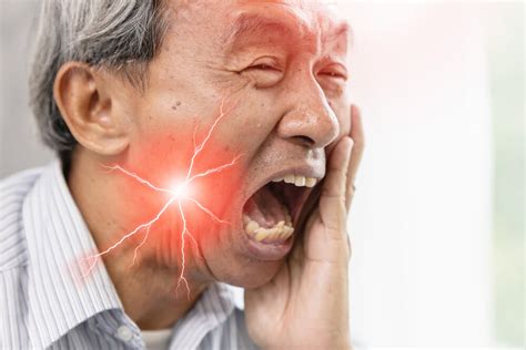 Causes and Symptoms of a Severe Tooth Pain Emergency | drgibberman.com