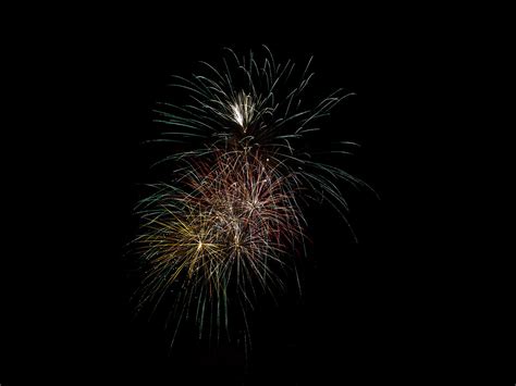 Download wallpaper 1600x1200 fireworks, sparks, sky, night, holiday ...