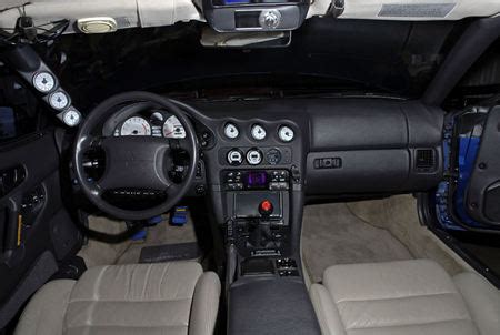 Craig Byron's 3000GT VR4 photos of custom interior