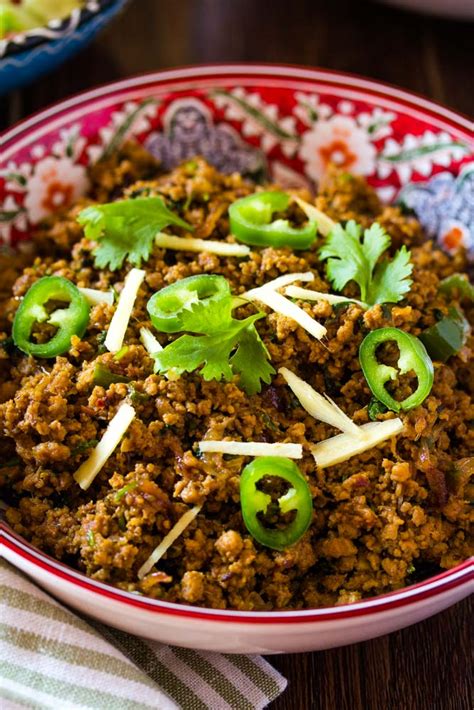 Easy Pakistani Keema Recipe - I Knead to Eat