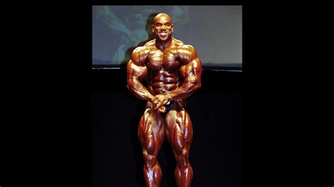 Flex Wheeler 1999 Grand Prix England Unbelievable balance! - YouTube