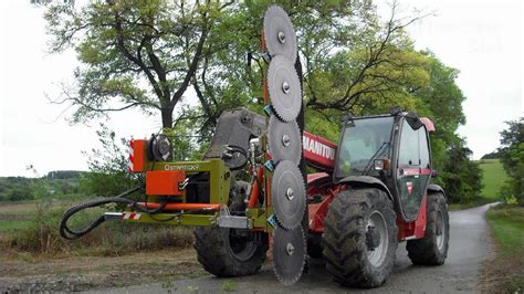 Powerful Land Clearing Machines | Mulcher | Pruner - YouTube