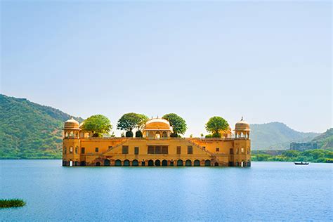 Jal Mahal Palace,Jaipur: Information, Timings, Architecture