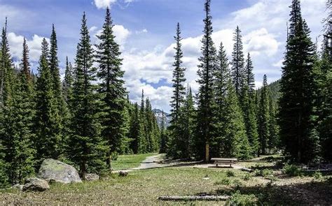 Hidden Valley Sledding and Tubing Hill (Rocky Mountain National Park ...