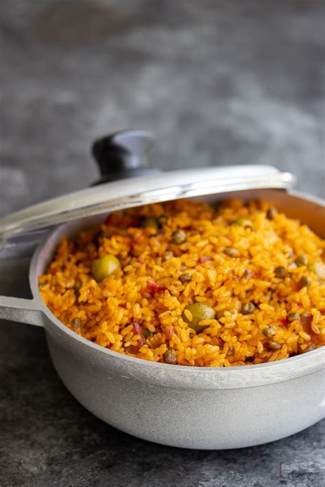 Arroz con Gandules (Puerto Rican Rice with Pigeon Peas) Recipe ...