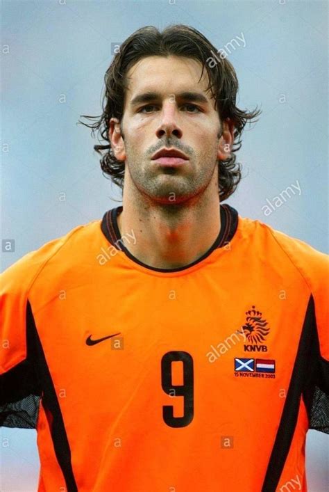 Ruud Van Nistelrooy Netherlands 🇳🇱 | Ruud van nistelrooy, Football, Soccer