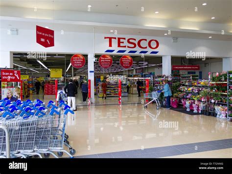 Tesco The Mall - Tabitomo