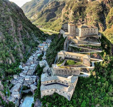 Bard Fort: one of the most beautiful castles in Aosta Valley - The ...