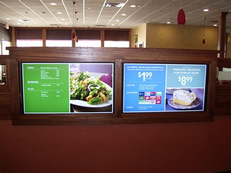 harisheece: Digital Signage In The Restaurant