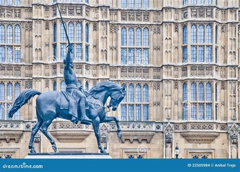 Richard 1st Statue At London, England Stock Images - Image: 22505984