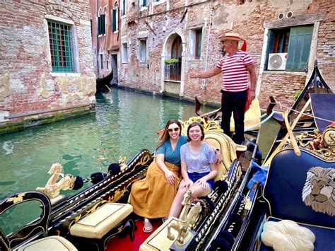 How Much Does a Gondola Ride in Venice Cost? | i Heart Italy