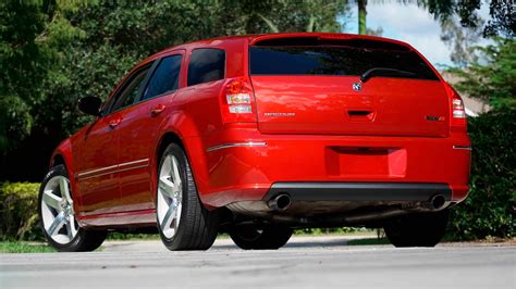 Forget The Durango And Buy This 2k Mile Dodge Magnum SRT8 Instead ...