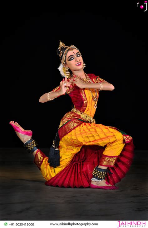 Bharatanatyam Poses Images