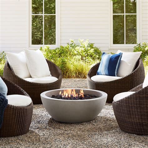 11 Best Outdoor Fire Pit Seating Ideas: Bench, Chairs and More