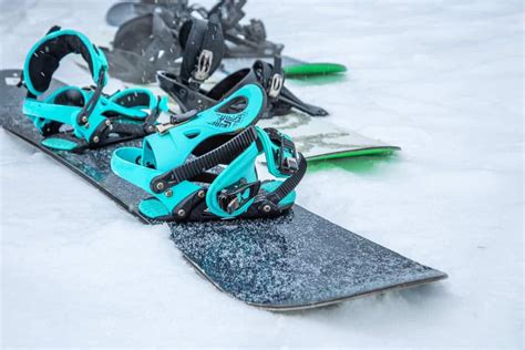 How Tight Should Snowboard Bindings Be? (Essential Tips)