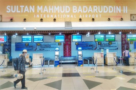 Lapangan Terbang Sultan Mahmud - loinsced