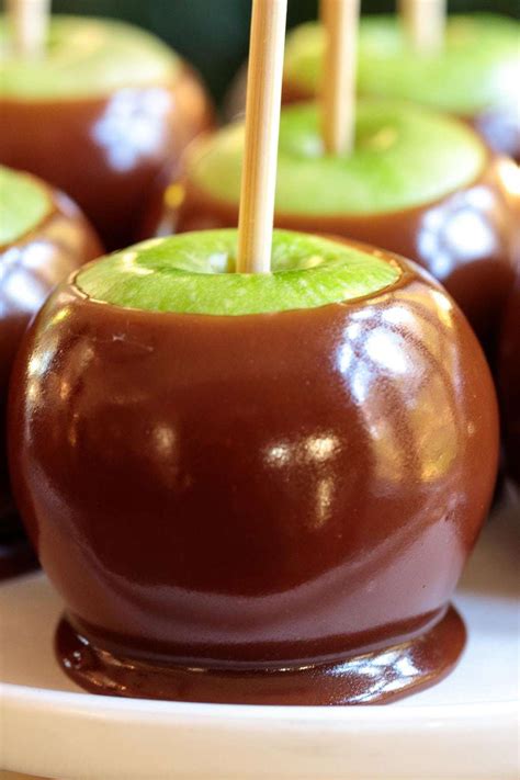 Easy Homemade Caramel Apples - The Café Sucre Farine