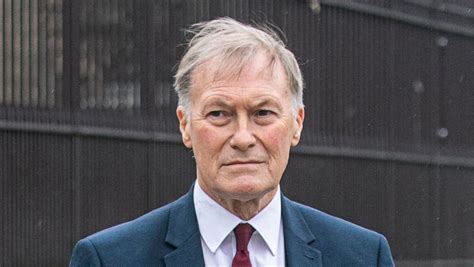 UK MP David Amess dies after being stabbed multiple times in terrorist ...