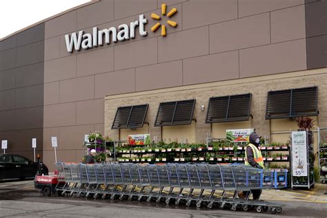 Kentucky Walmart accused of racism after TikToker’s video shows ...