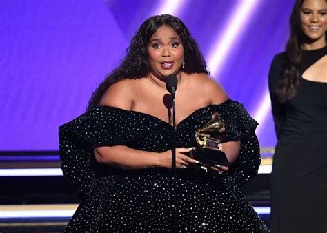 Lizzo Wins Best Pop Solo Performance for "Truth Hurts" | 2020 GRAMMYs ...