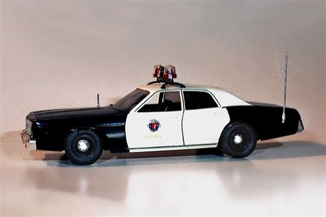 Black and White Police Car Model, 1:24 Scale - a photo on Flickriver