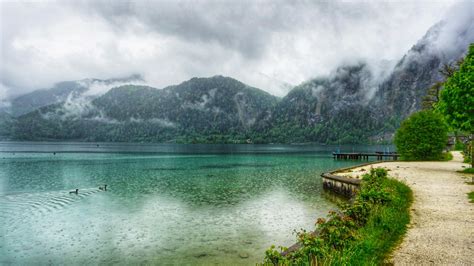 The most beautiful lakes in Salzkammergut - Austria • Ein Travel Girl