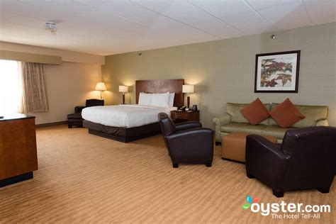 DoubleTree by Hilton Hotel Boston North Shore Review: What To REALLY ...