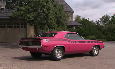 Stunning 1970 Plymouth 'Cuda AAR Comes Out of Storage, Flaunts Rare ...