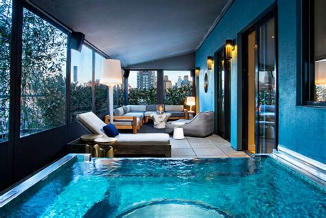 The Top Five US Hotels With a Jacuzzi In the Room