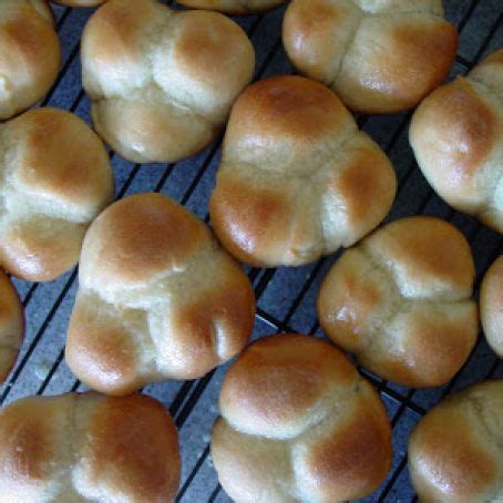 KitchenAid 60-Minute Dinner Rolls Recipe | Recipe | Yeast rolls, Dinner ...