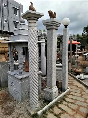 Beige Marble Round Pillar at Rs 25000/piece in Bengaluru | ID: 23537725248