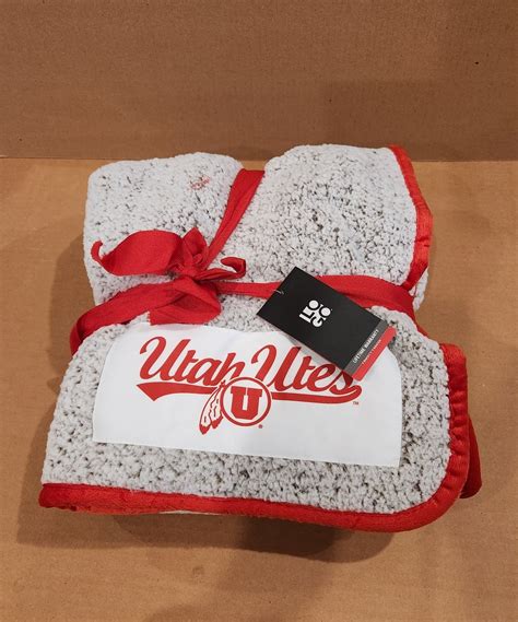 Logo Athletic Fleece Blankets | Mercari